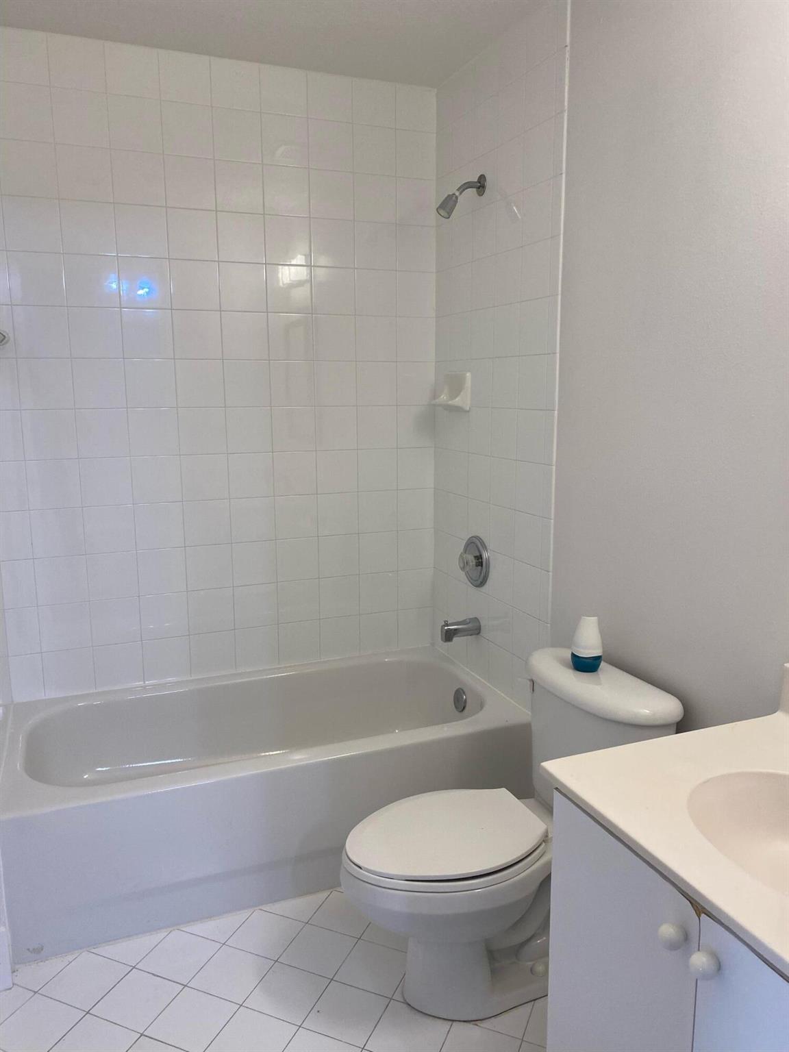 COVE AT BRIAR BAY CONDO - Residential Lease