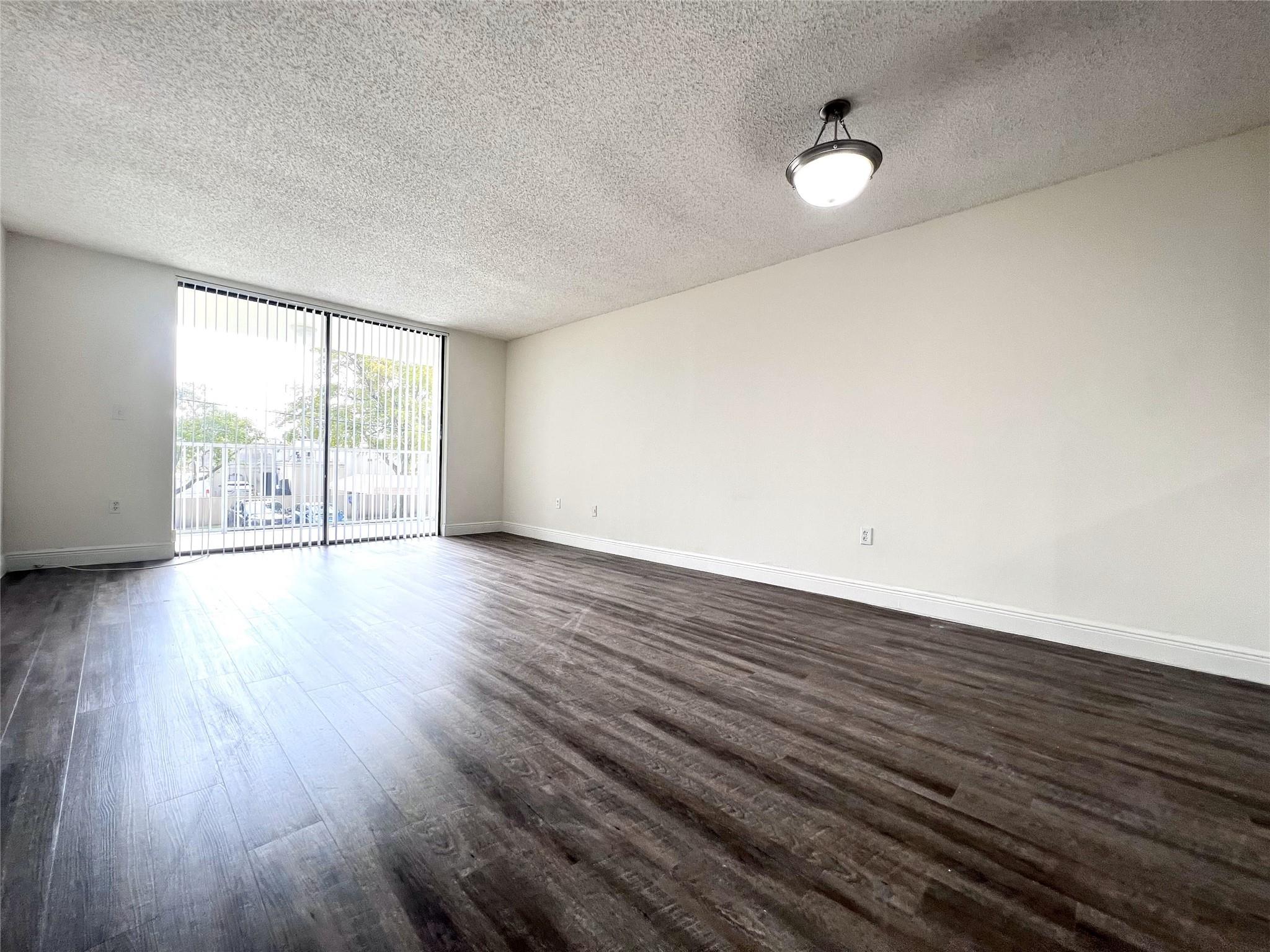 Country Club Towers - Residential Lease