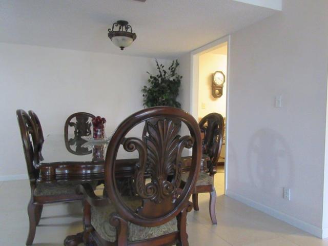 Country Club Tower - Residential Lease