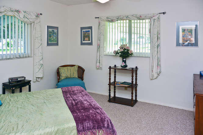 PALM BEACH LEISUREVILLE REPLAT - Residential Lease