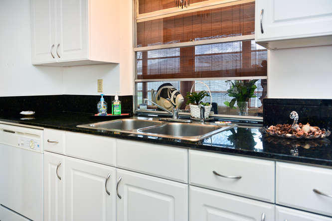 PALM BEACH LEISUREVILLE REPLAT - Residential Lease