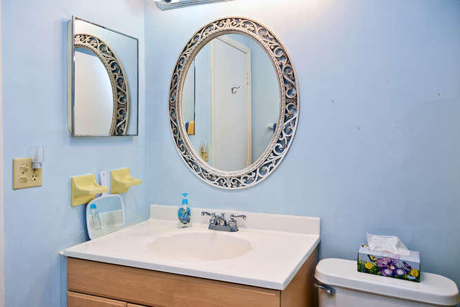 PALM BEACH LEISUREVILLE REPLAT - Residential Lease