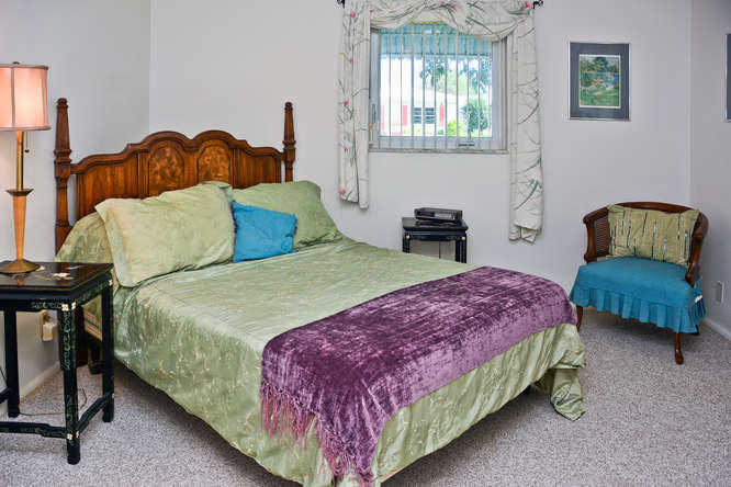 PALM BEACH LEISUREVILLE REPLAT - Residential Lease