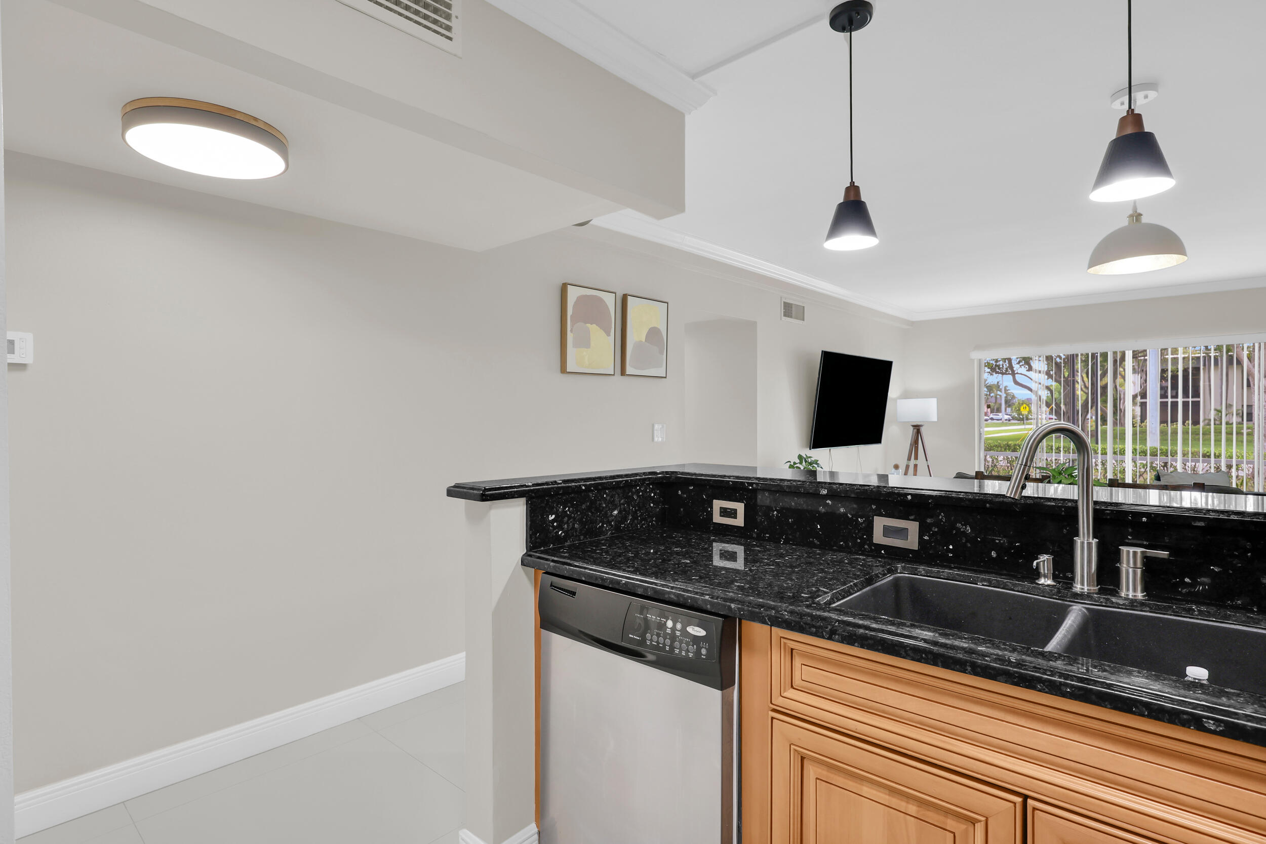 899 SE 2nd Avenue 120