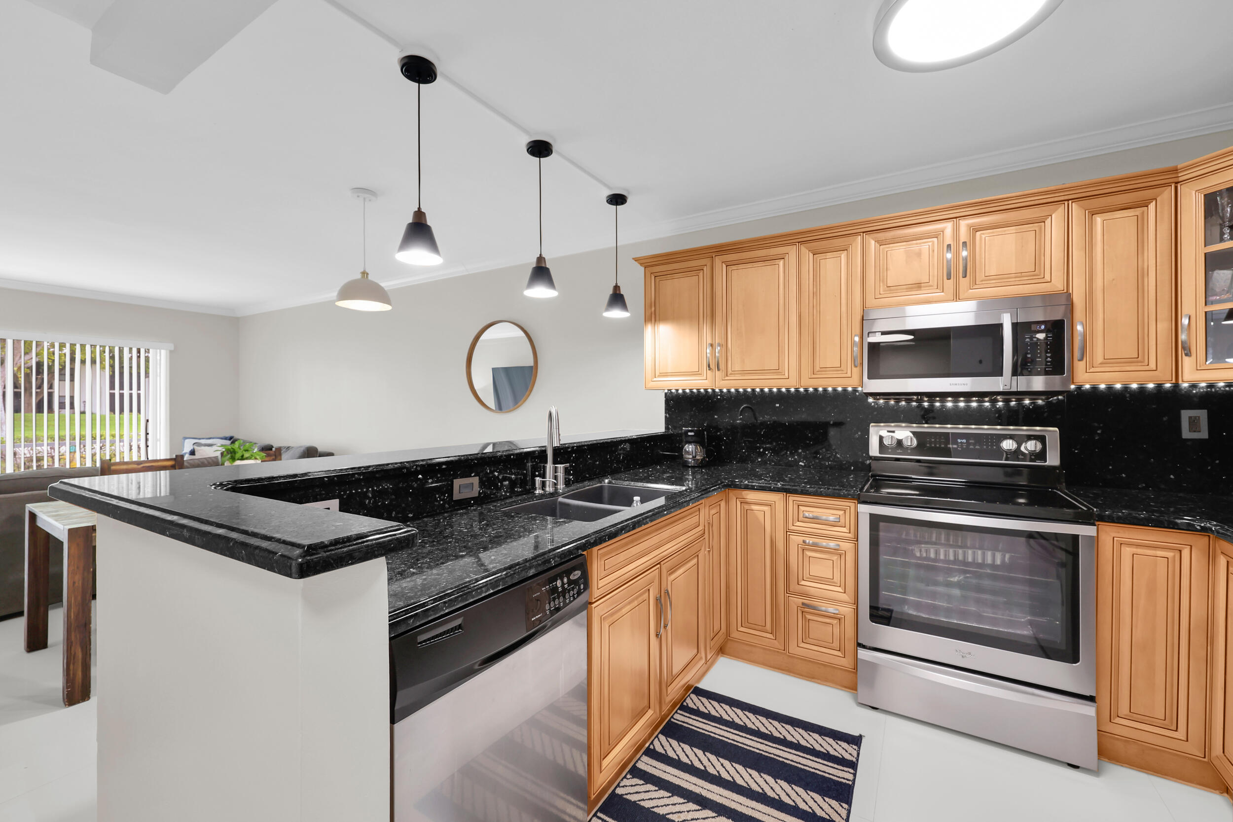 899 SE 2nd Avenue 120