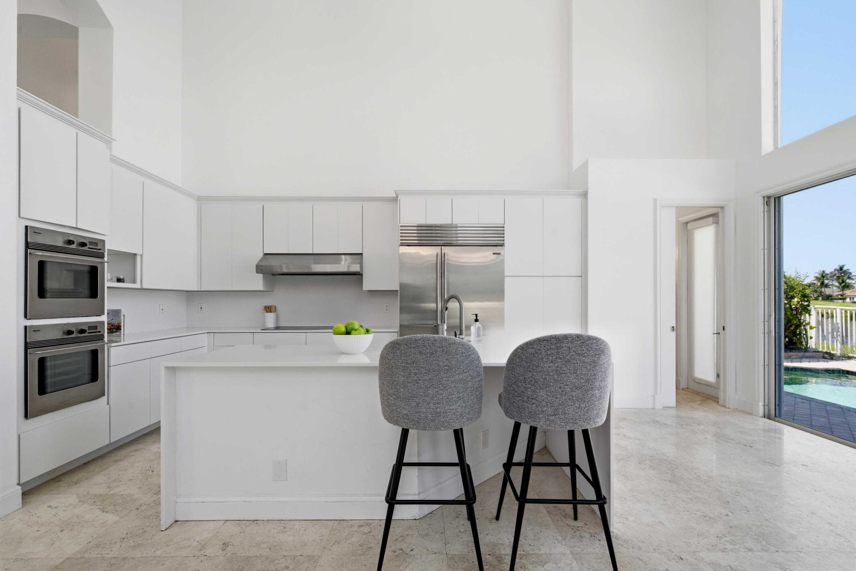 REGENTS SQUARE OF WOODFIELD CC - Residential