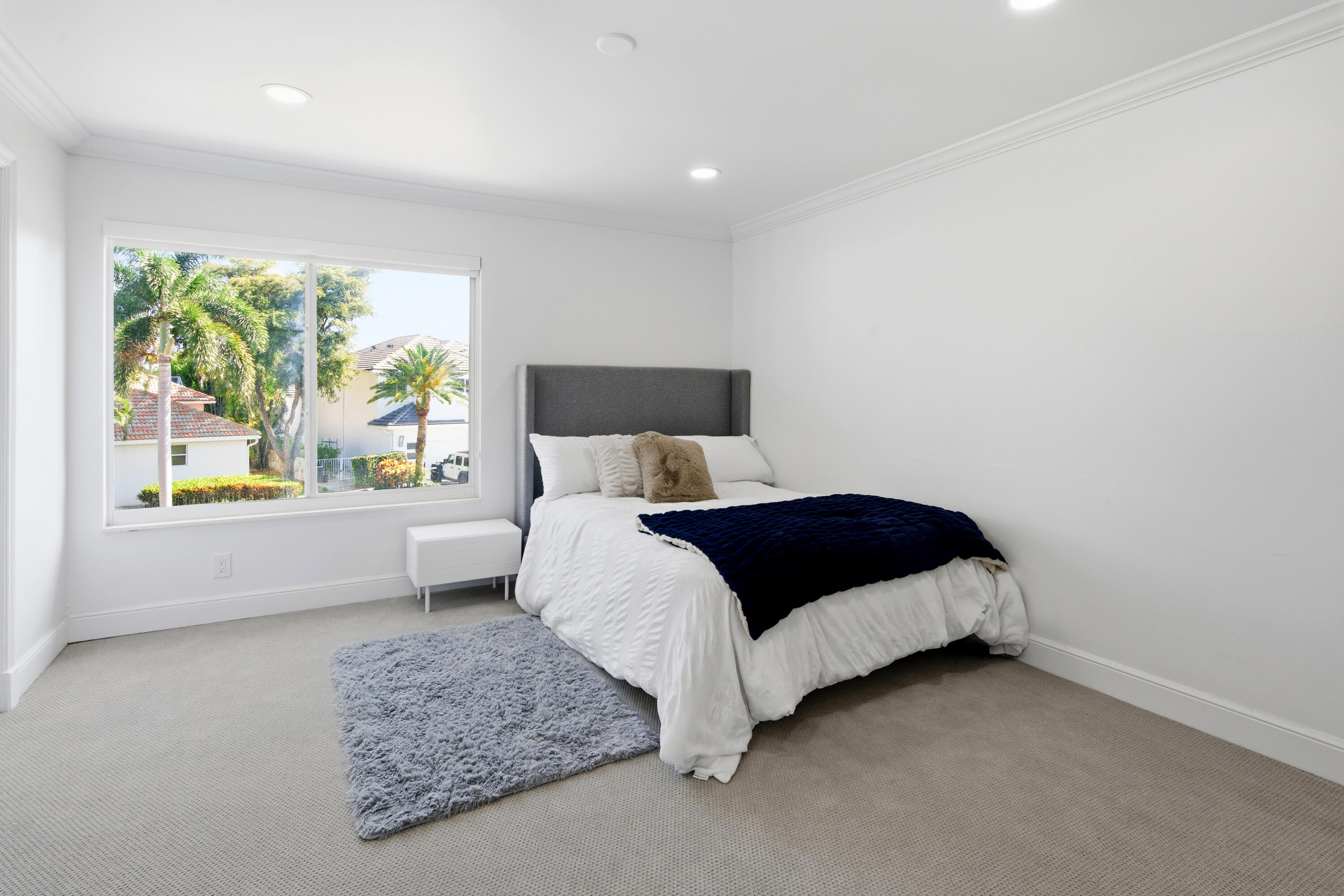 REGENTS SQUARE OF WOODFIELD CC - Residential