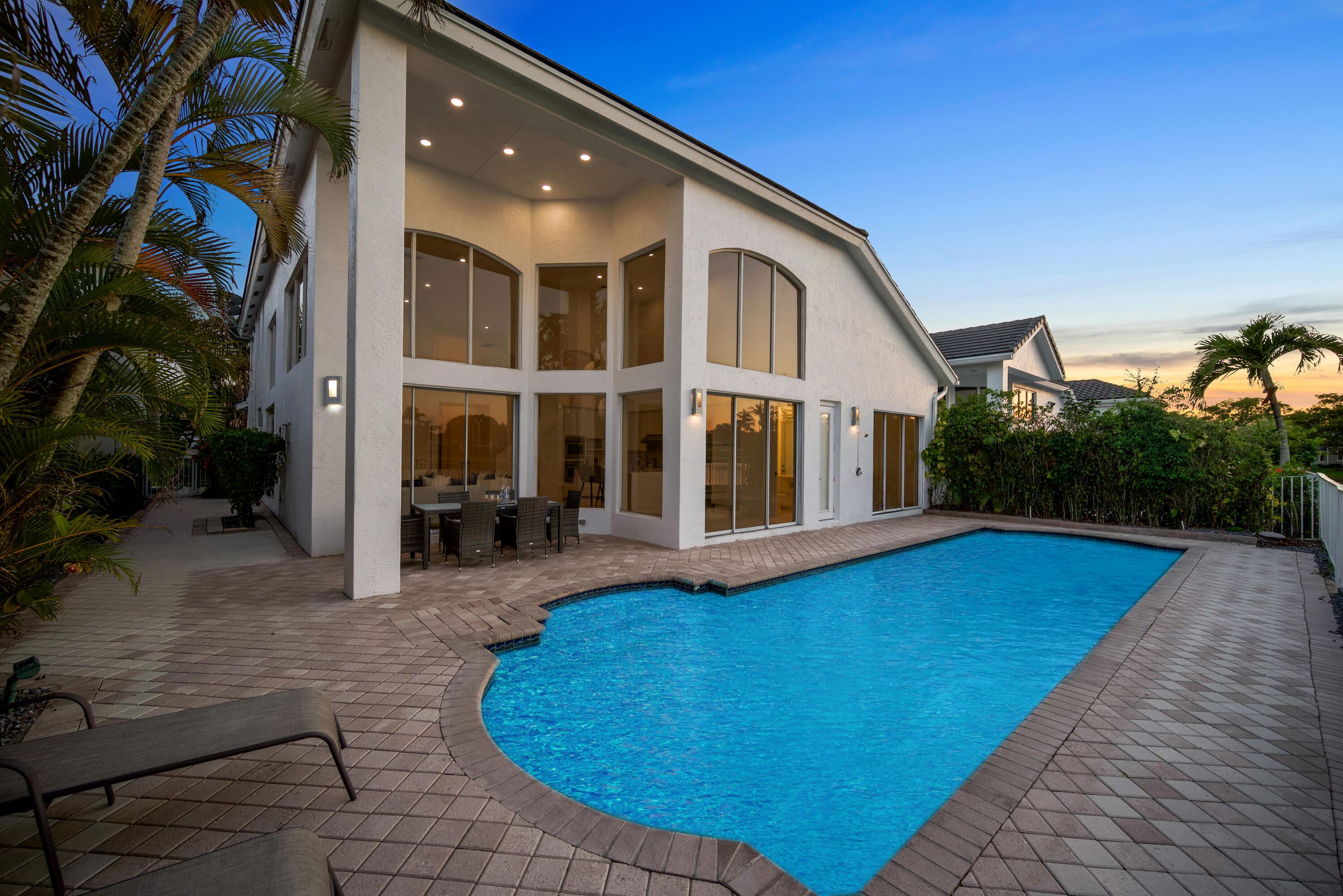 REGENTS SQUARE OF WOODFIELD CC - Residential