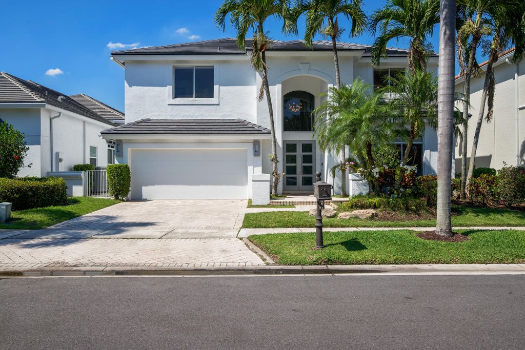 Photo of 3857 Regency Circle N, Boca Raton, FL 33496 (MLS # B26008506)