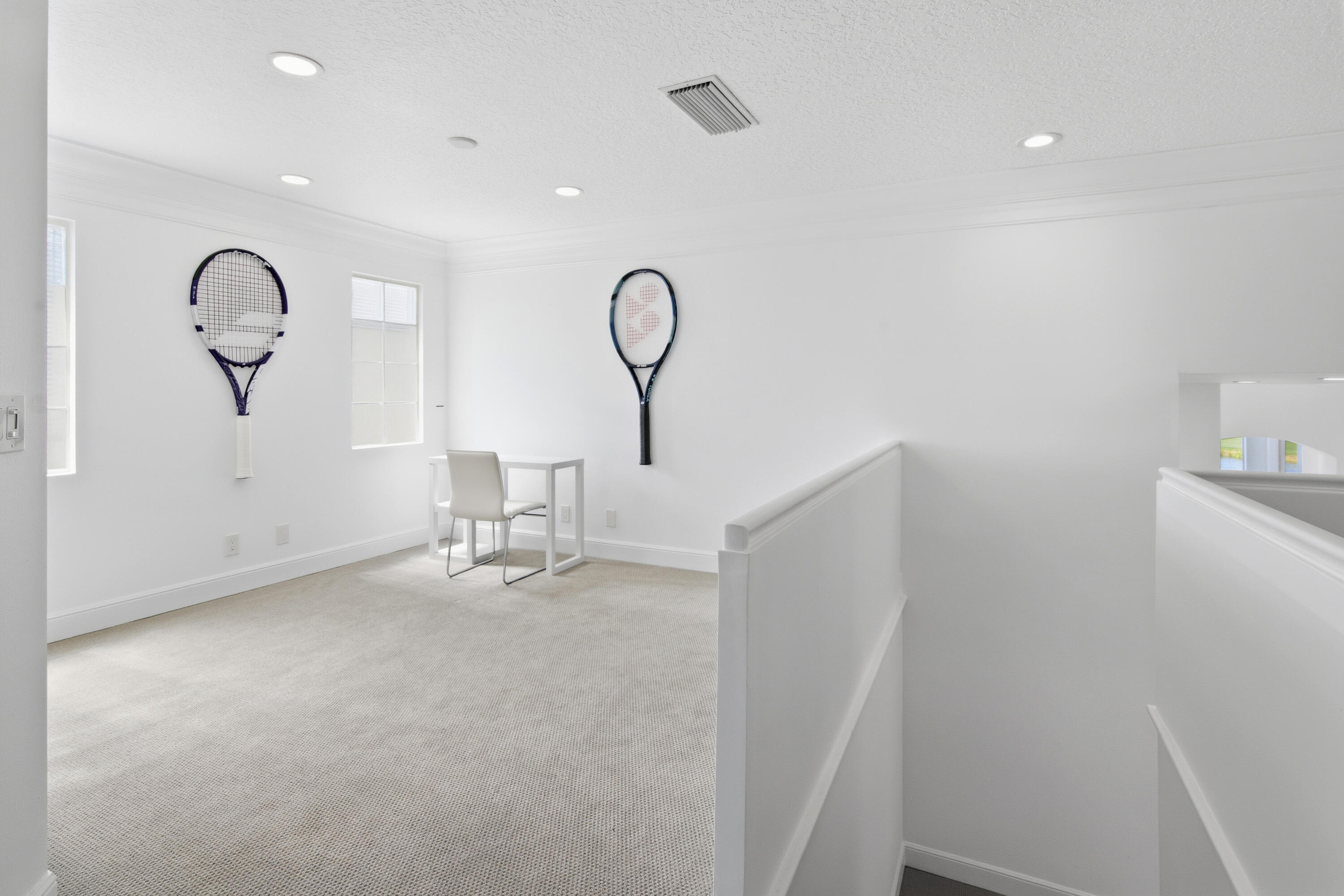 REGENTS SQUARE OF WOODFIELD CC - Residential