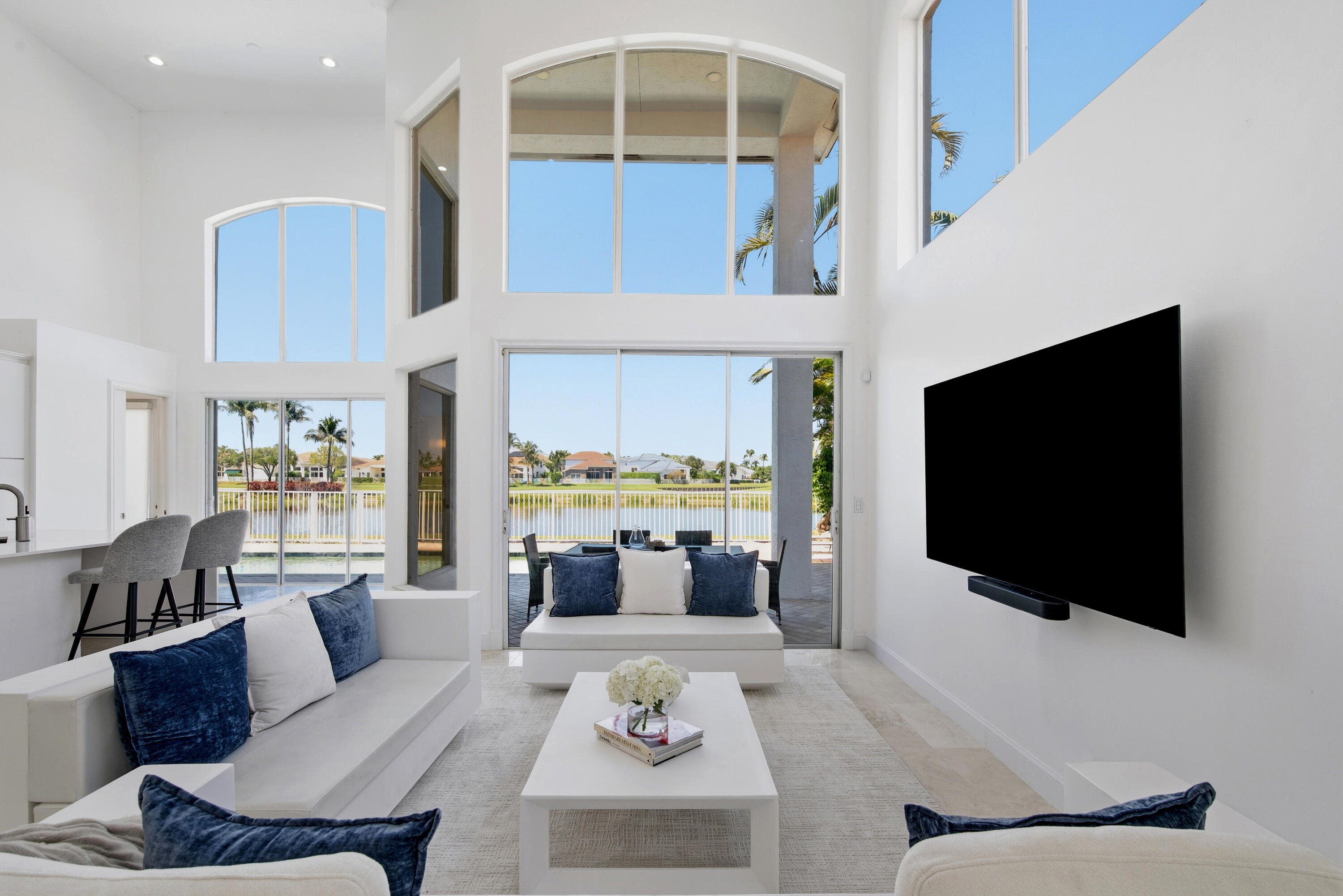 REGENTS SQUARE OF WOODFIELD CC - Residential