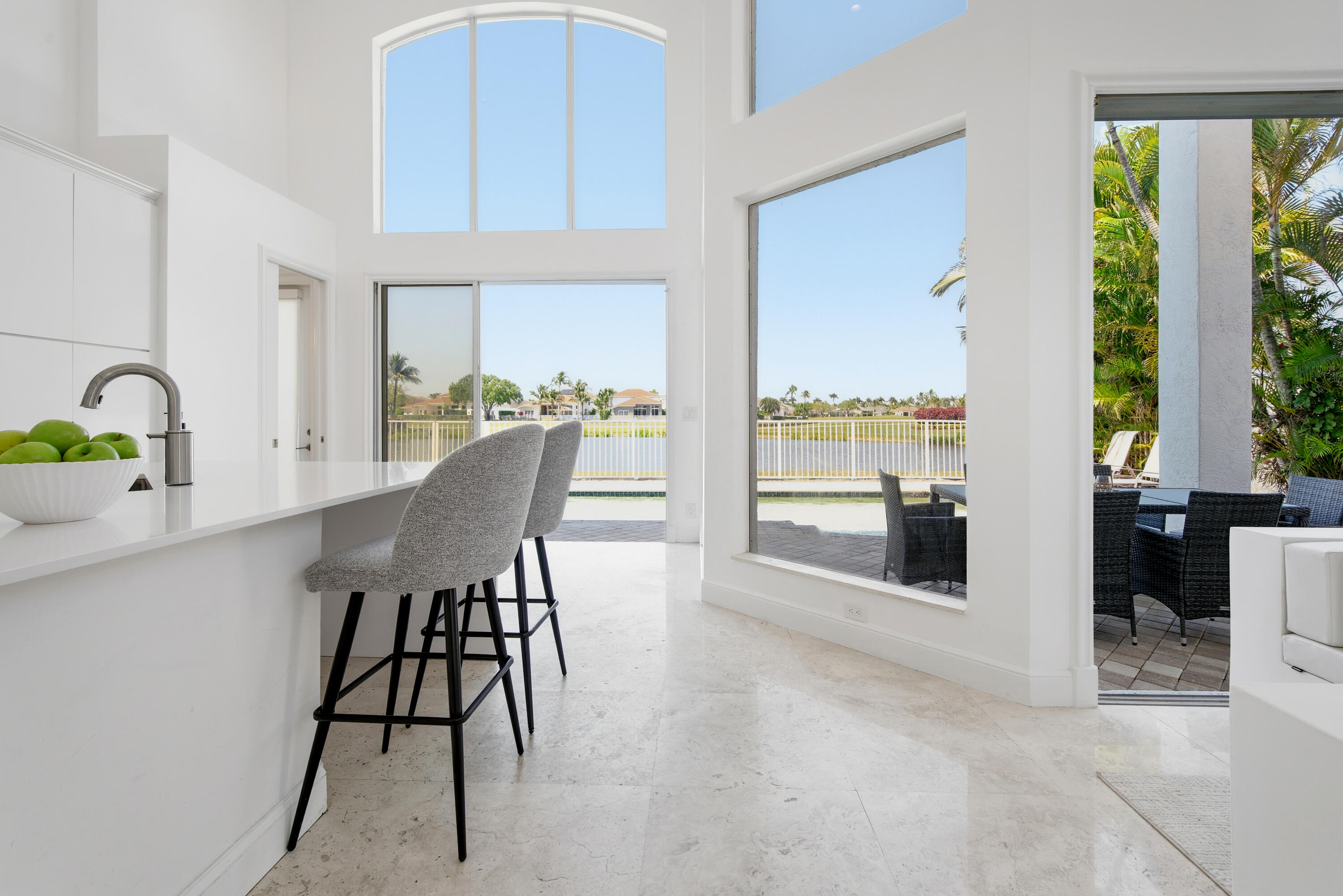 REGENTS SQUARE OF WOODFIELD CC - Residential