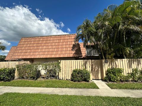 579 Green Springs Place West Palm Beach FL 33409