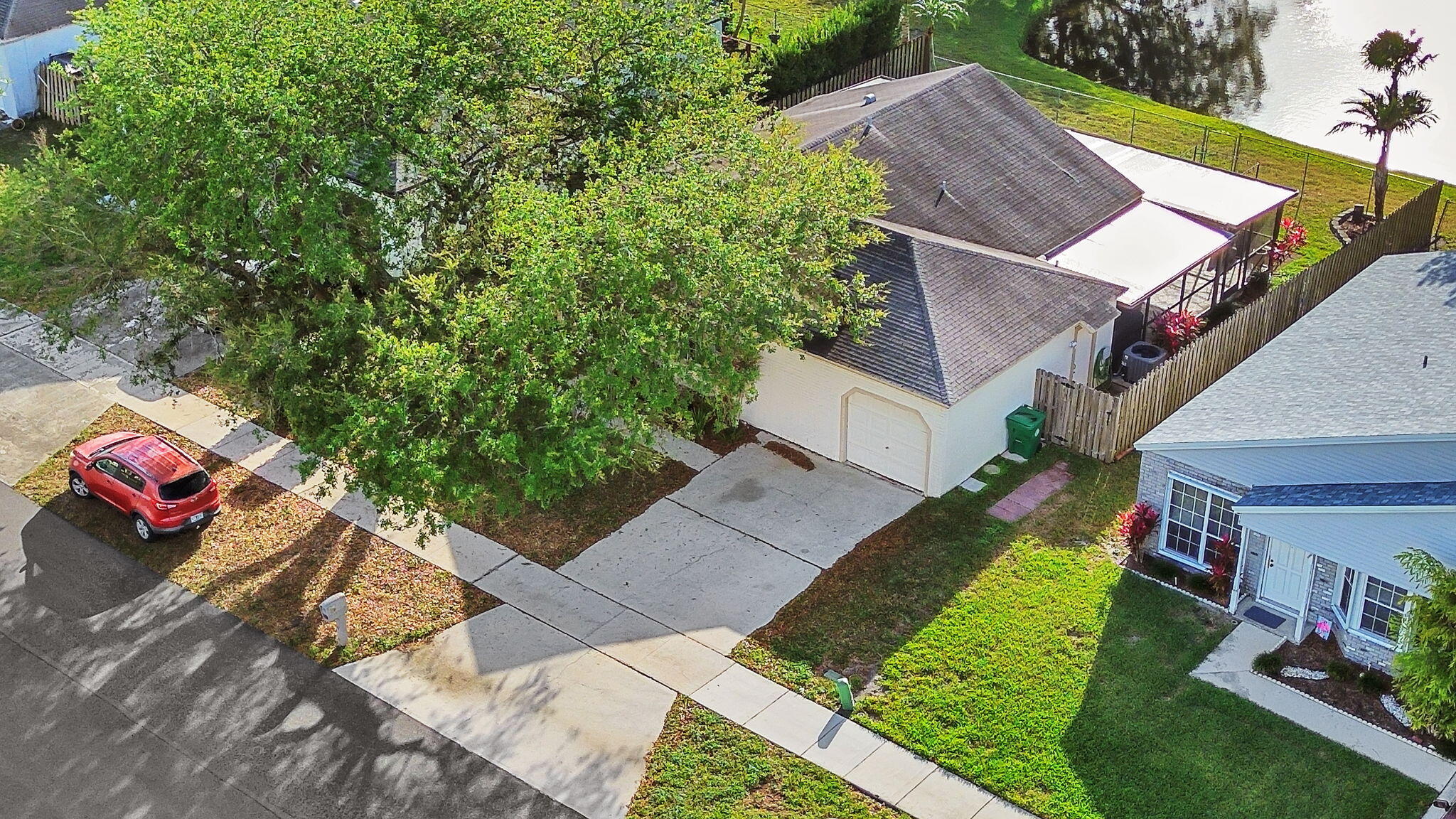 FAMILY HOMES - Residential