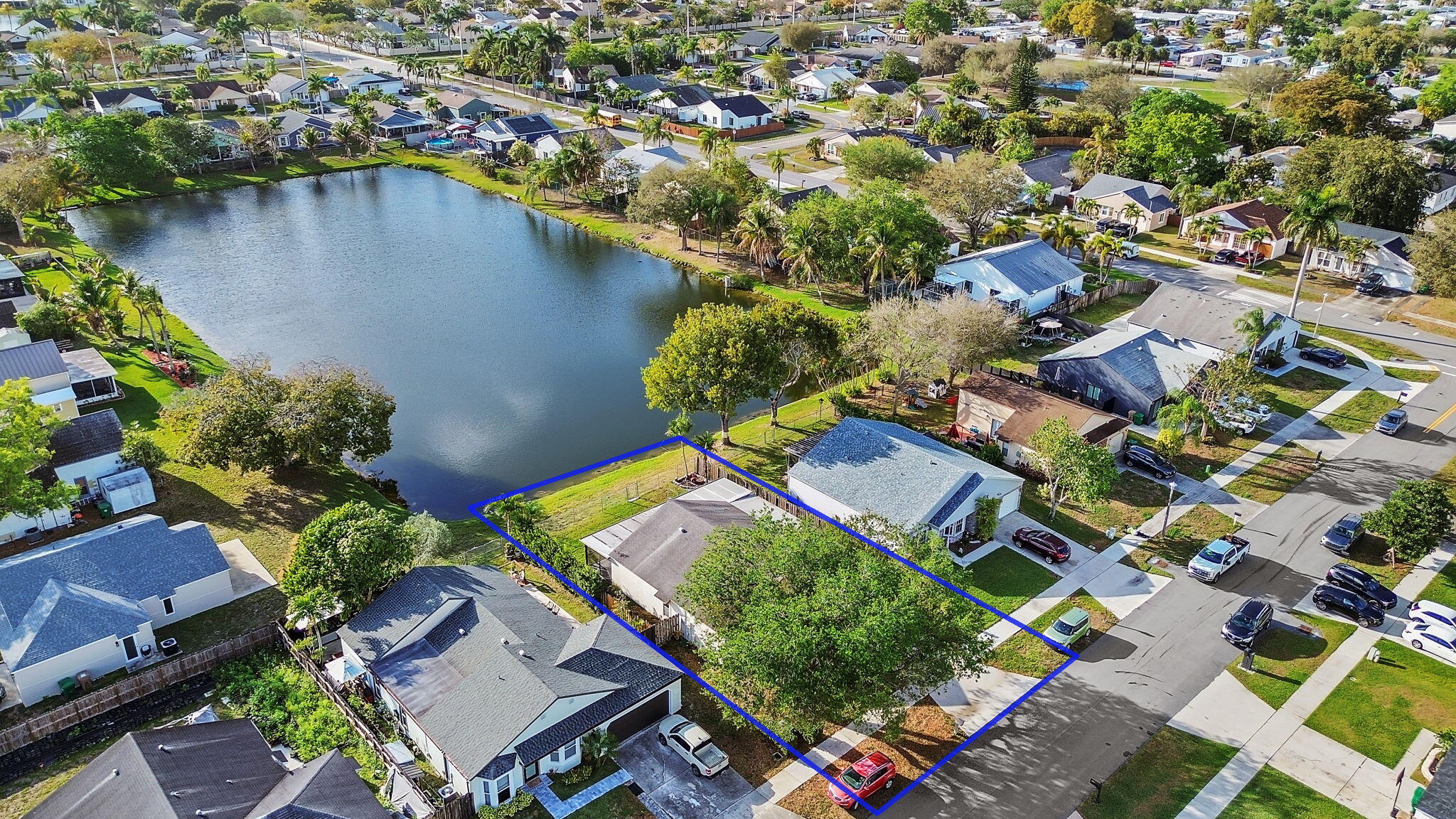 FAMILY HOMES - Residential