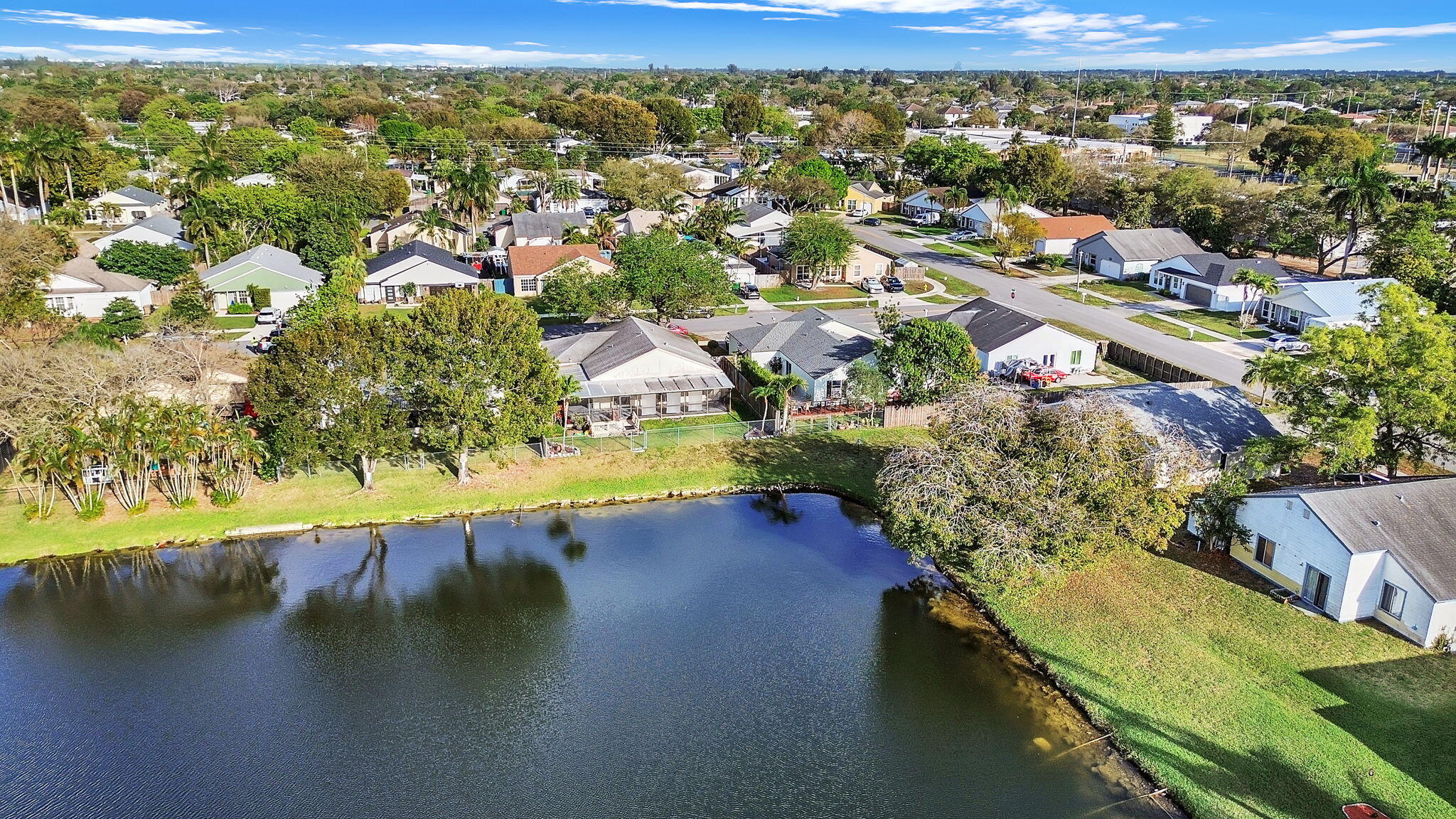 FAMILY HOMES - Residential