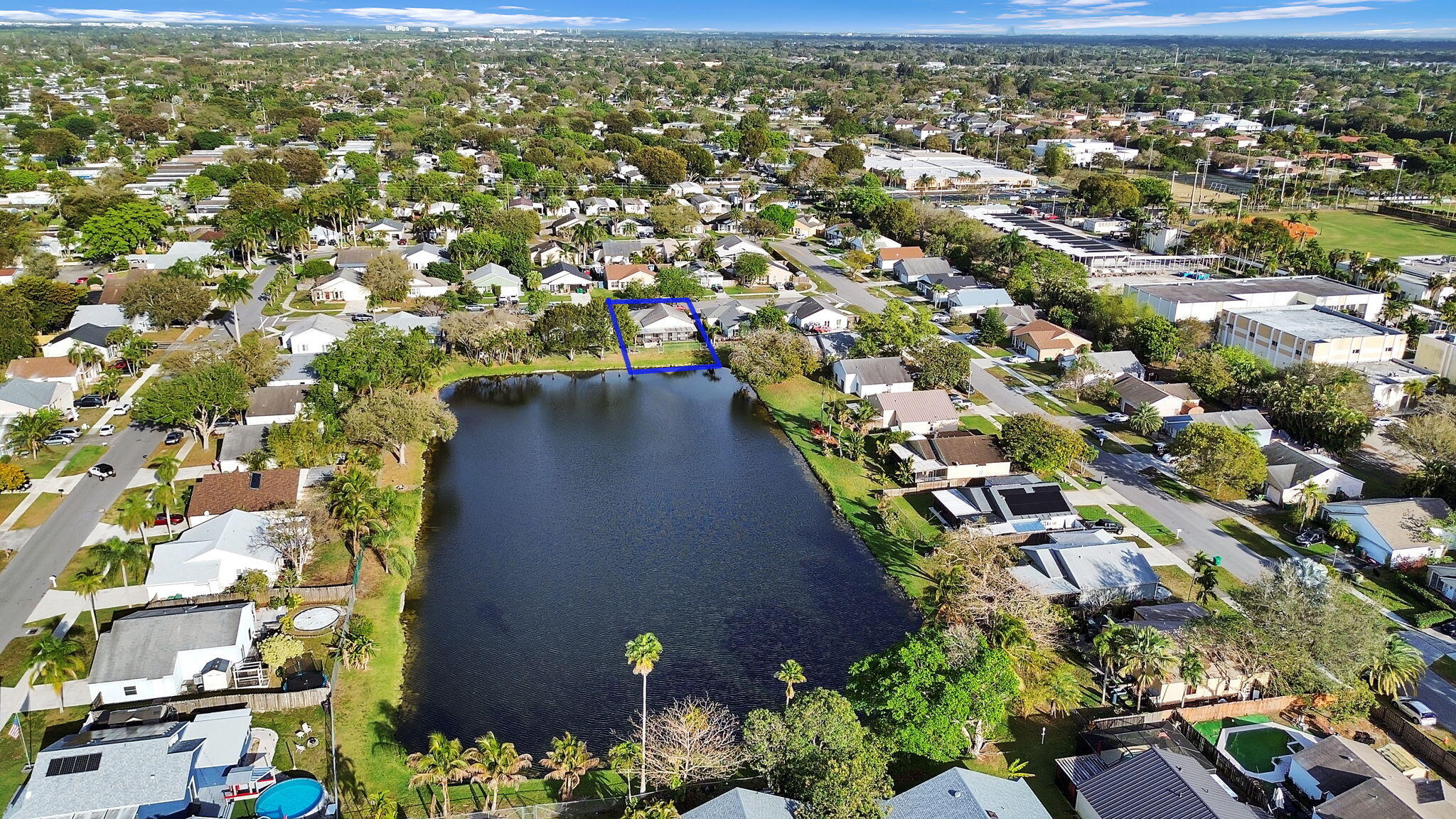 FAMILY HOMES - Residential