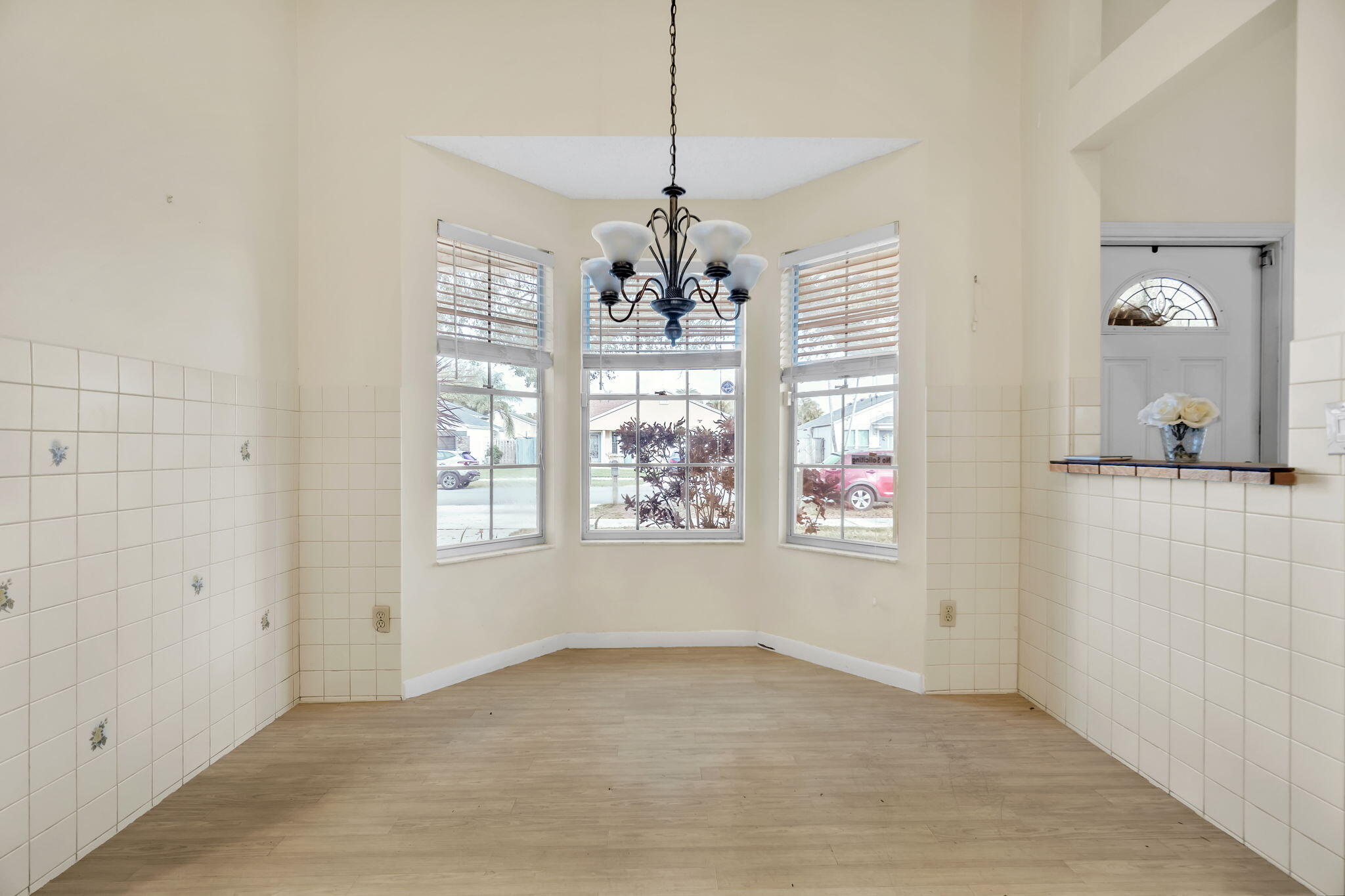 FAMILY HOMES - Residential