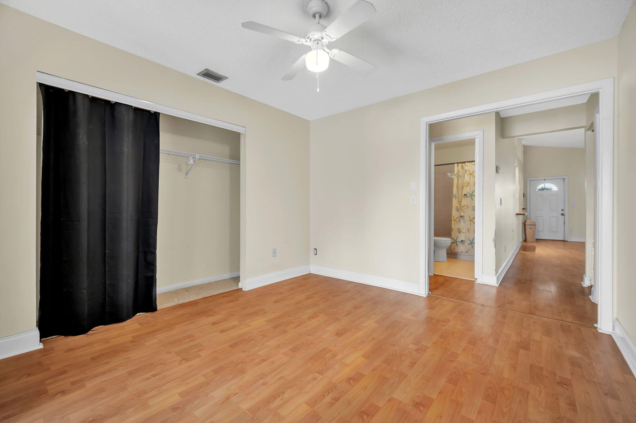 FAMILY HOMES - Residential