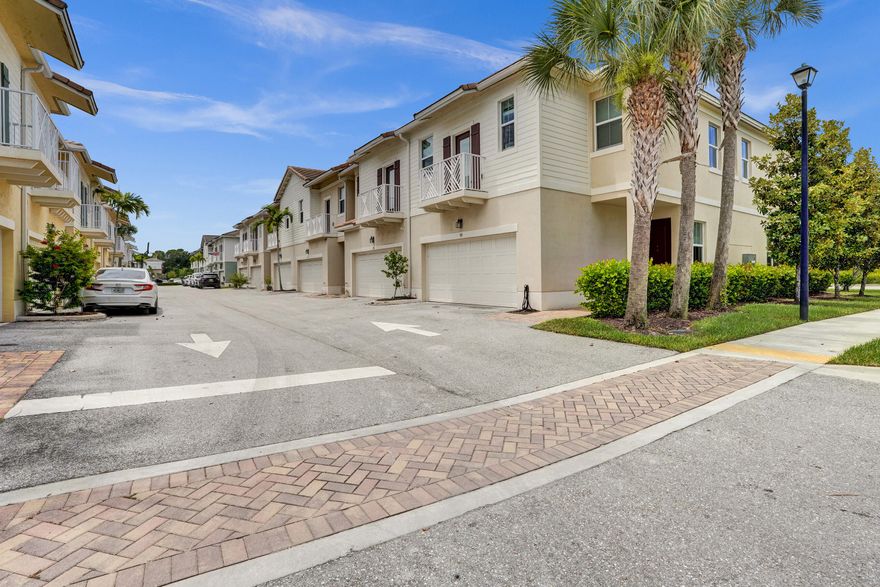 Attention all buyers!! We have another end corner unit townhouse for sale in the beautiful Cypress Key!! 3 Bedroom 2 1/2 bathroom gem completely turn key!! 2 car garage with a first floor to entertain guests or family.  The kitchen is completely updated with granite that flows right into the dining and family area. First floor is tiled throughout.  All bedrooms upstairs with master split from all bedrooms.  Master bath equipped with a soaking tub, glass shower, and double sinks.  The master closet has a custom built in for organization to come at ease.  This one won't last!!