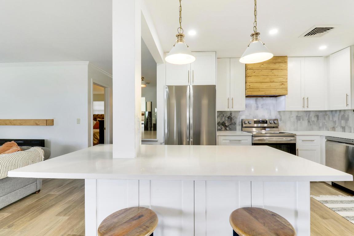 YORKTOWNE VILLAS - Residential