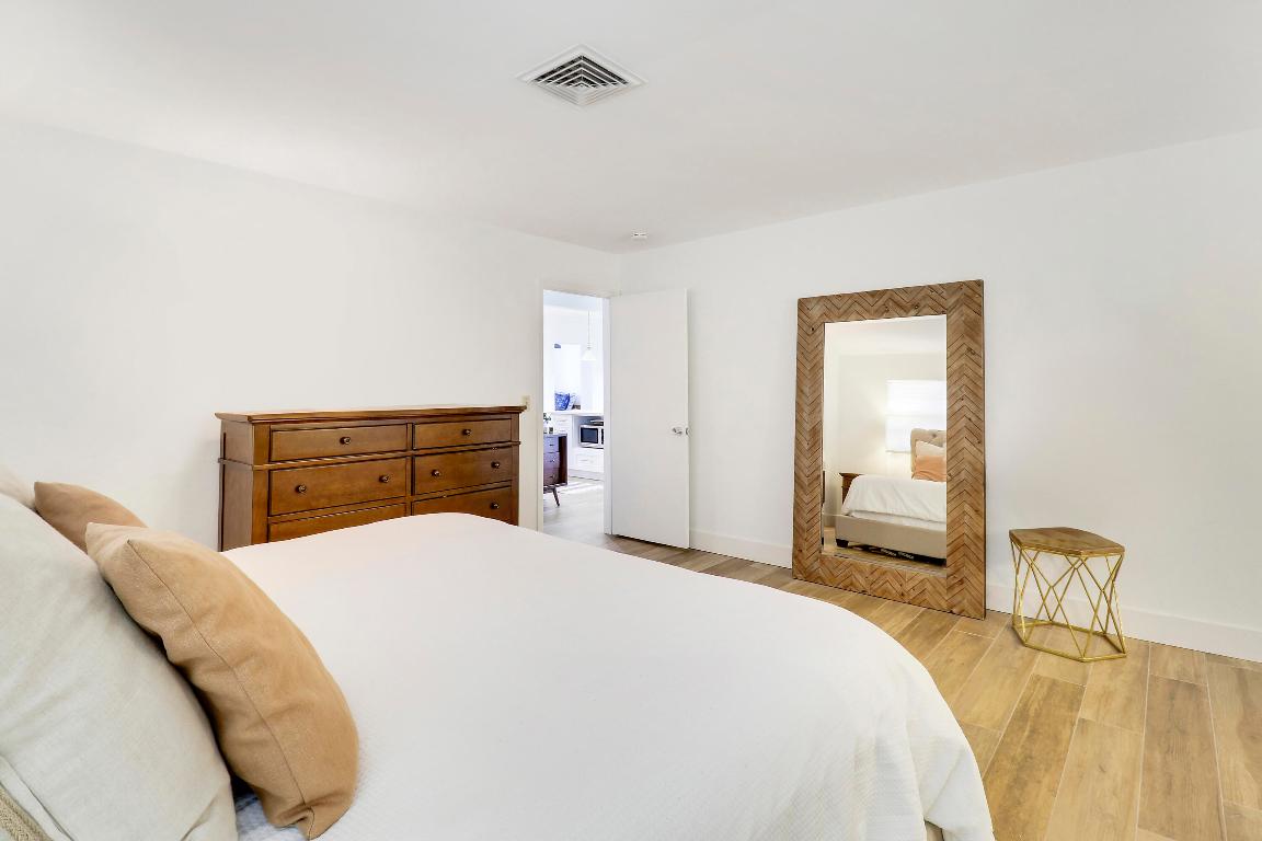 YORKTOWNE VILLAS - Residential