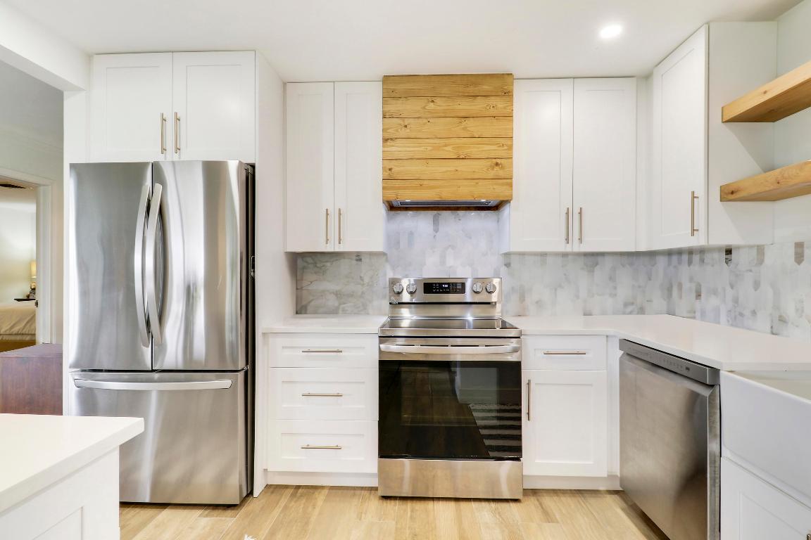 YORKTOWNE VILLAS - Residential