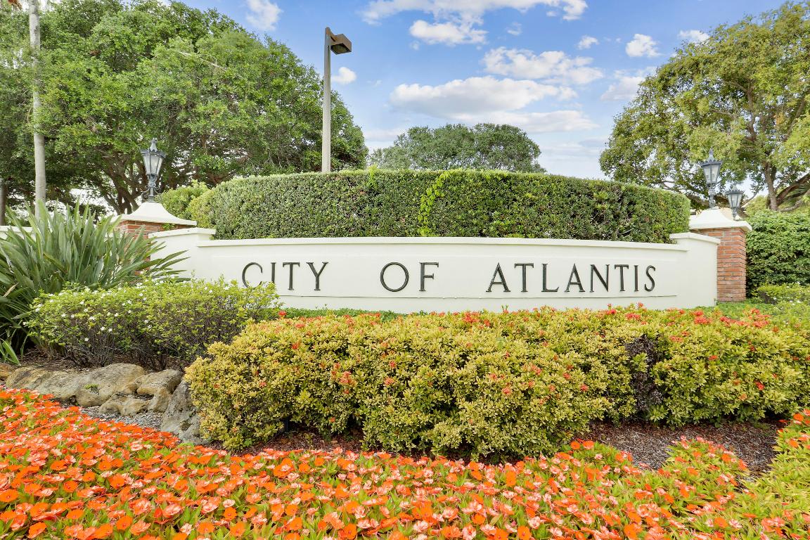 YORKTOWNE VILLAS - Residential