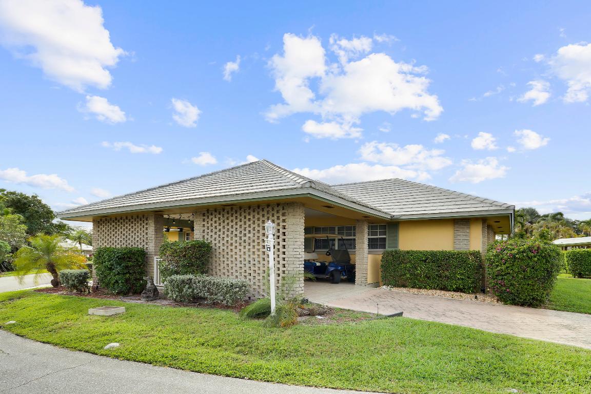 YORKTOWNE VILLAS - Residential