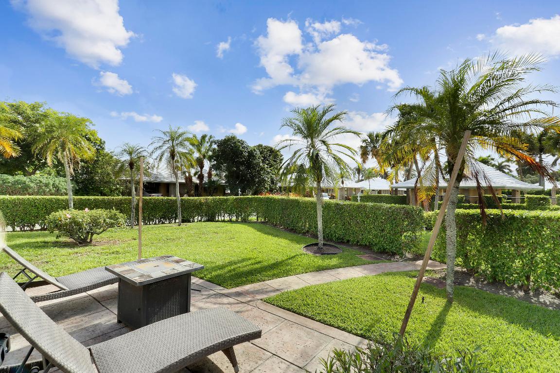 YORKTOWNE VILLAS - Residential