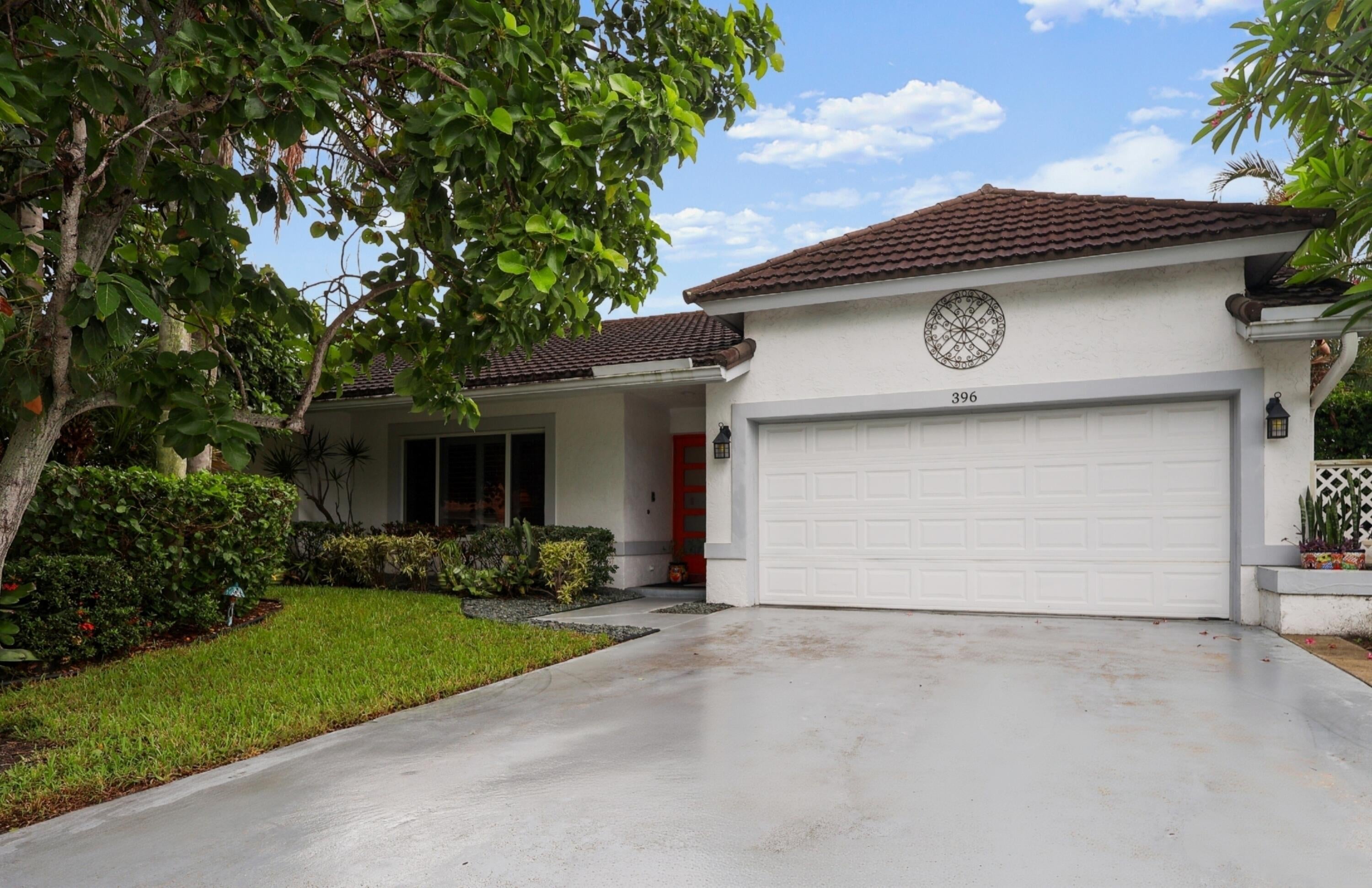 396 REDWOOD Lane