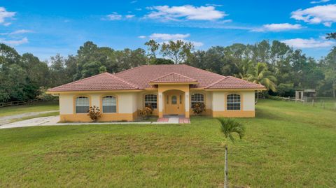 A home in Loxahatchee