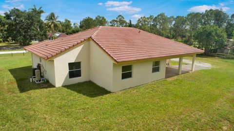 A home in Loxahatchee