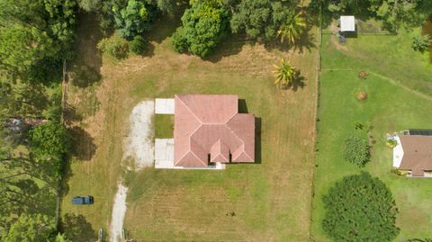 A home in Loxahatchee