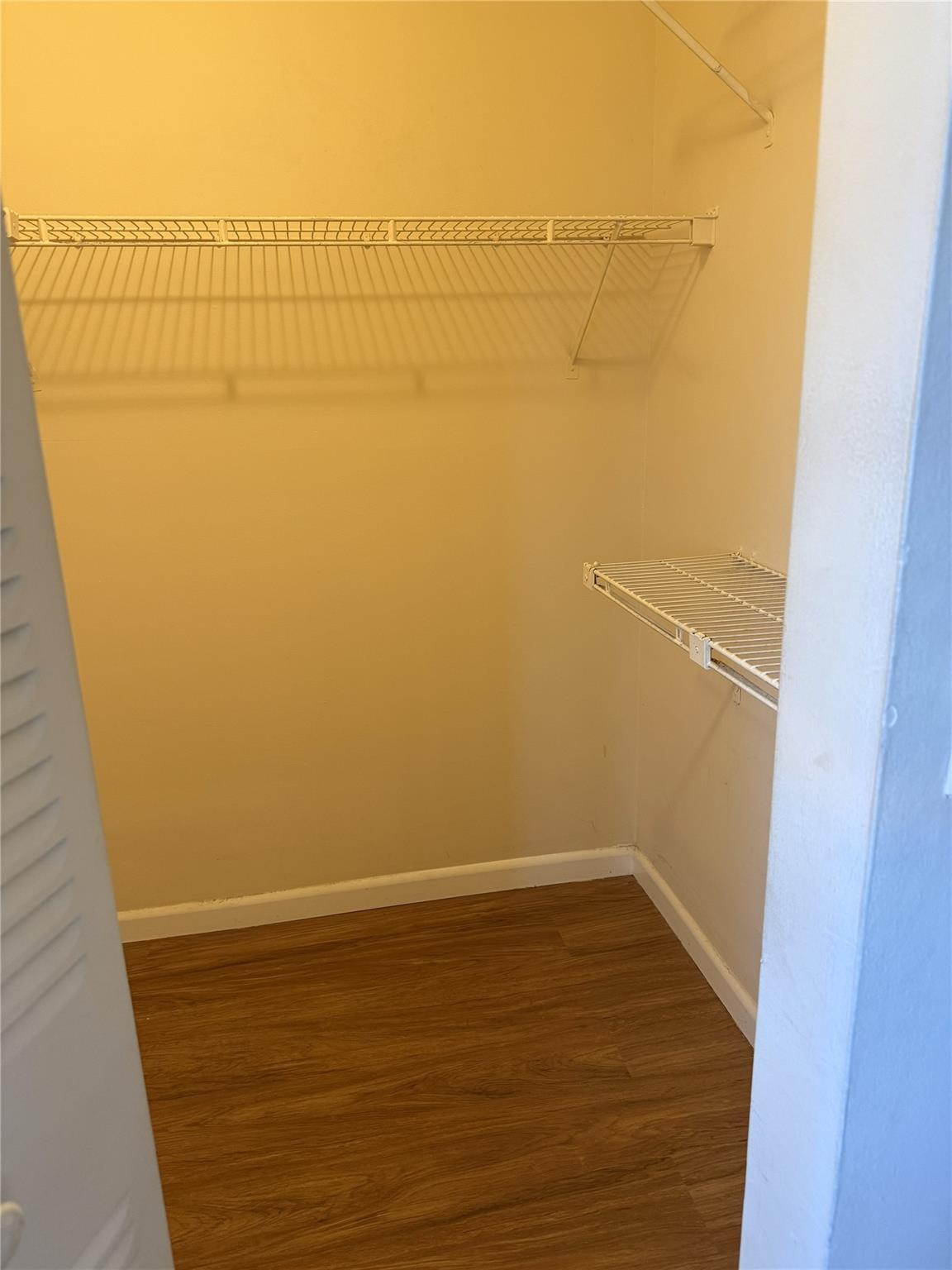 ROYAL POINCIANA CONDO - Residential Lease