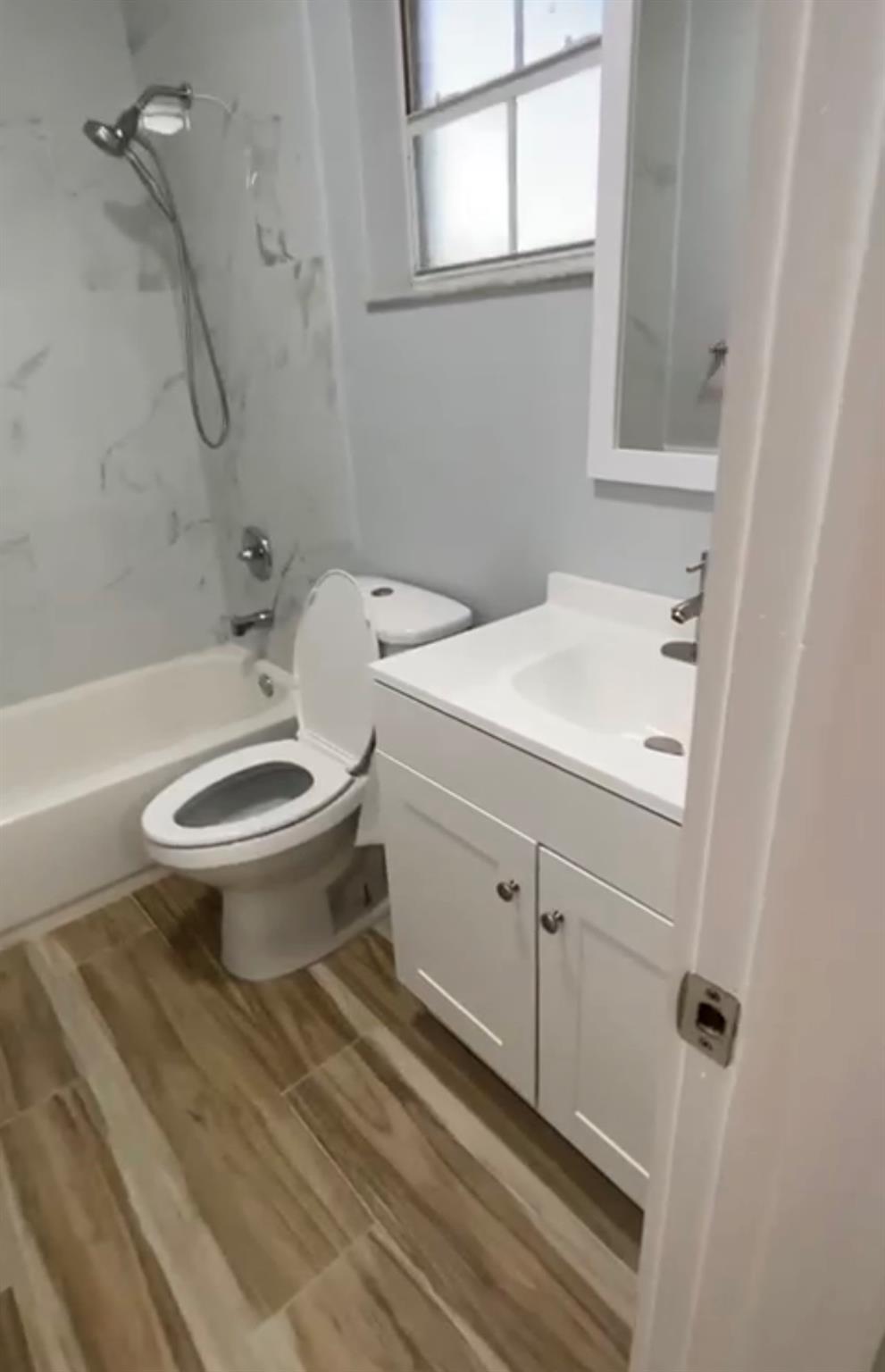 NOVELTY SUBDIVISION 152-1 - Residential Lease