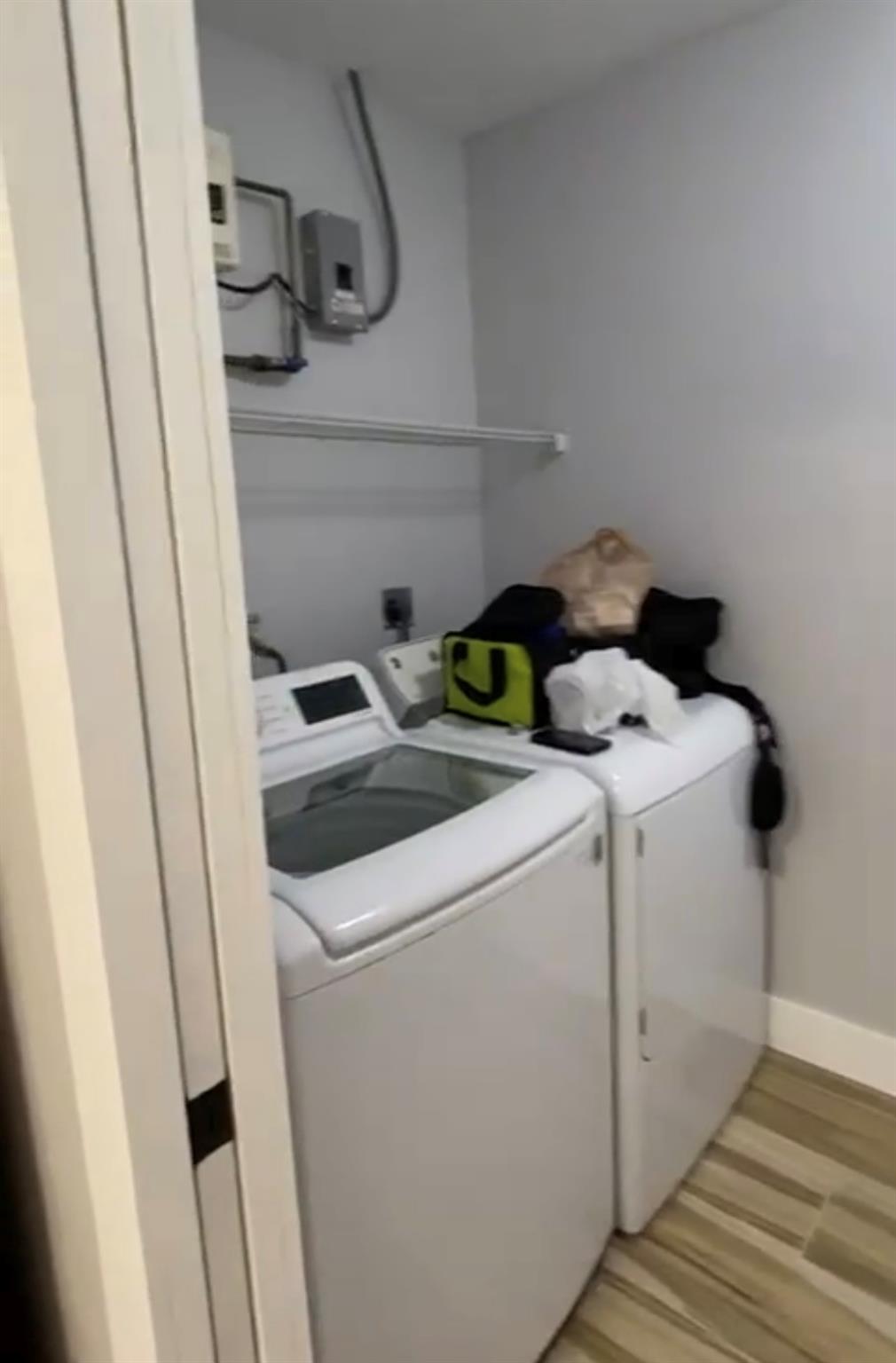 NOVELTY SUBDIVISION 152-1 - Residential Lease