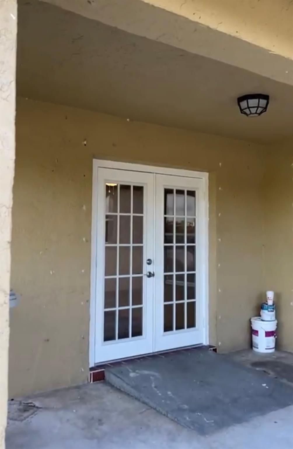 NOVELTY SUBDIVISION 152-1 - Residential Lease