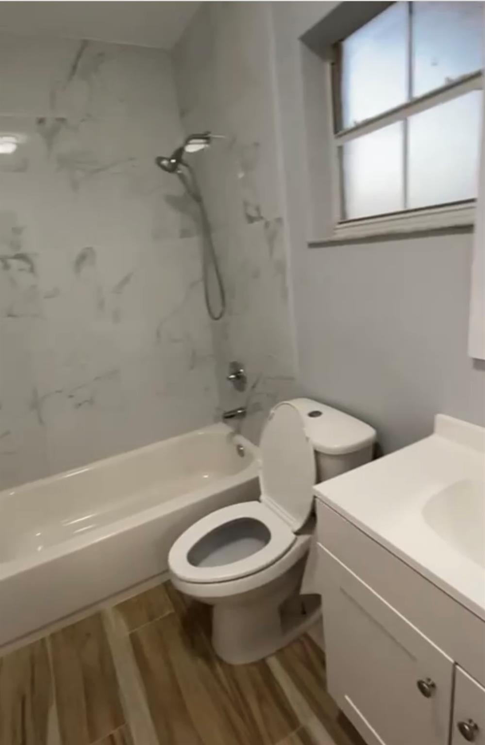 NOVELTY SUBDIVISION 152-1 - Residential Lease