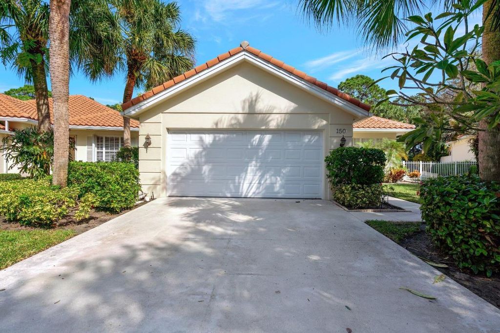 Photo of 150 Lost Bridge Drive, Palm Beach Gardens, FL 33410 (MLS # R11154728)