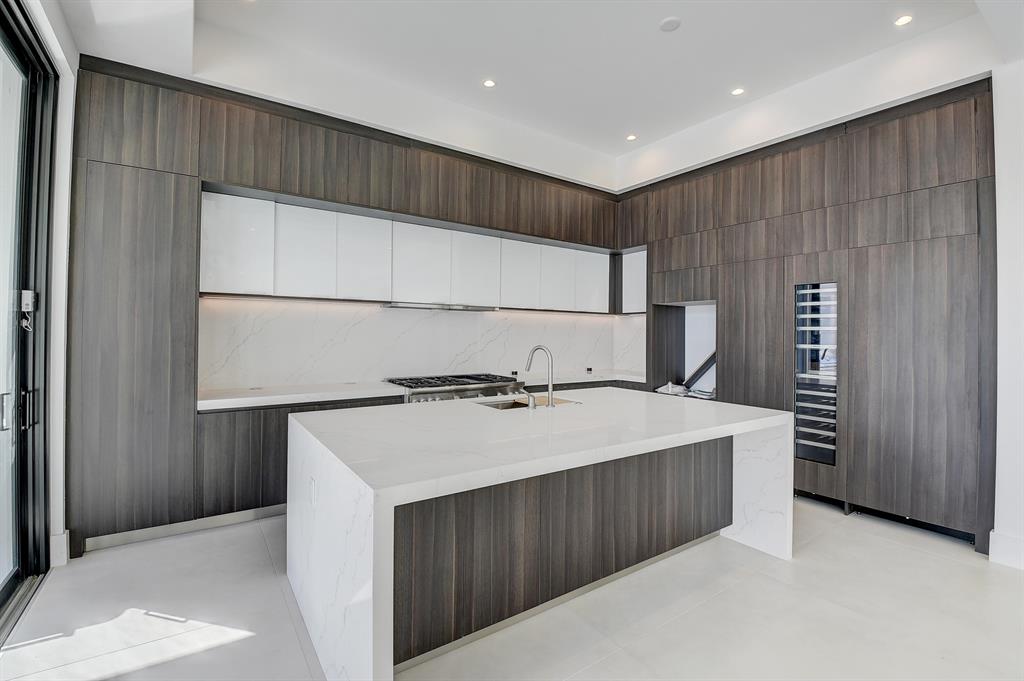 Harbour East - Residential