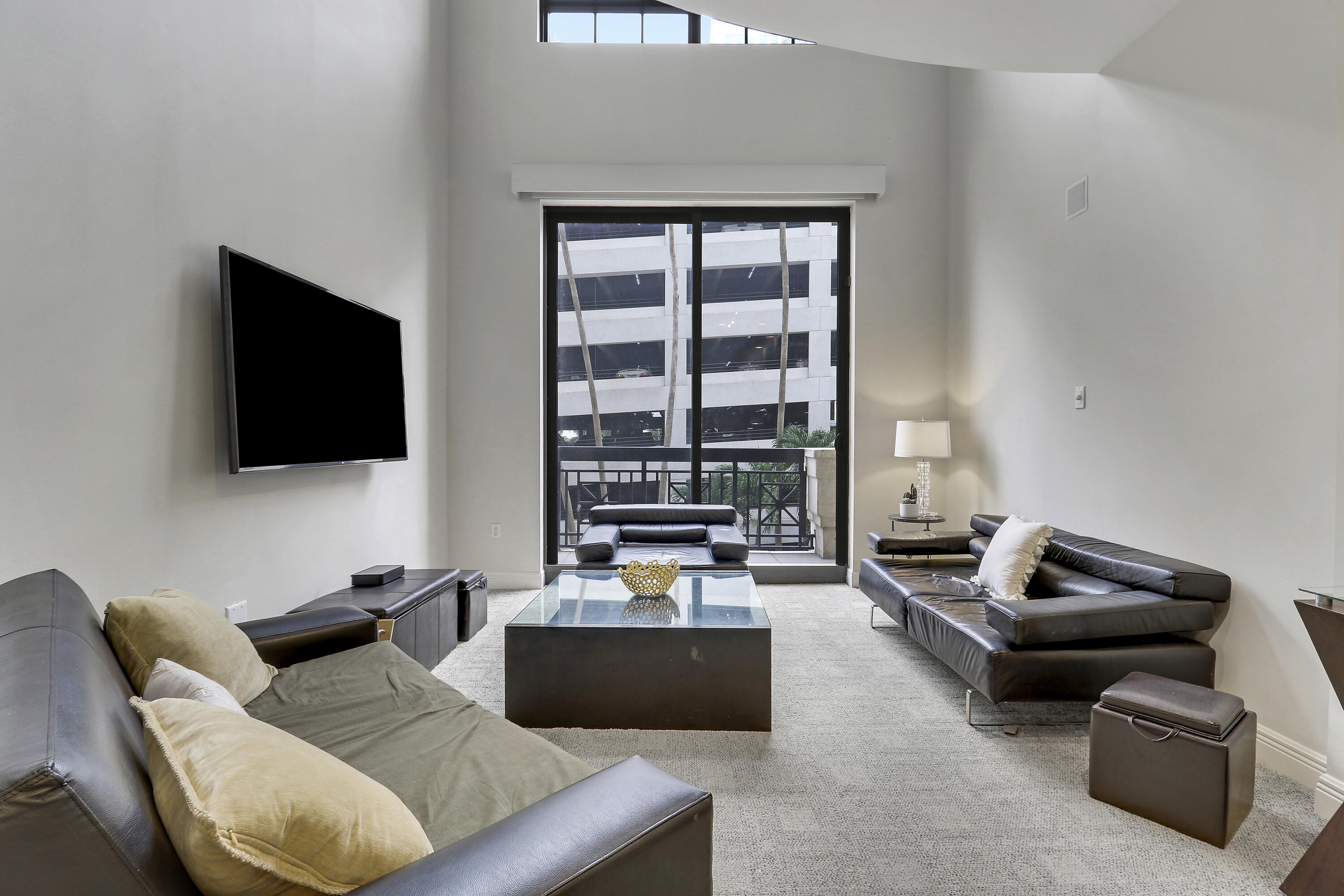 ONE CITY PLAZA CONDO - Residential Lease