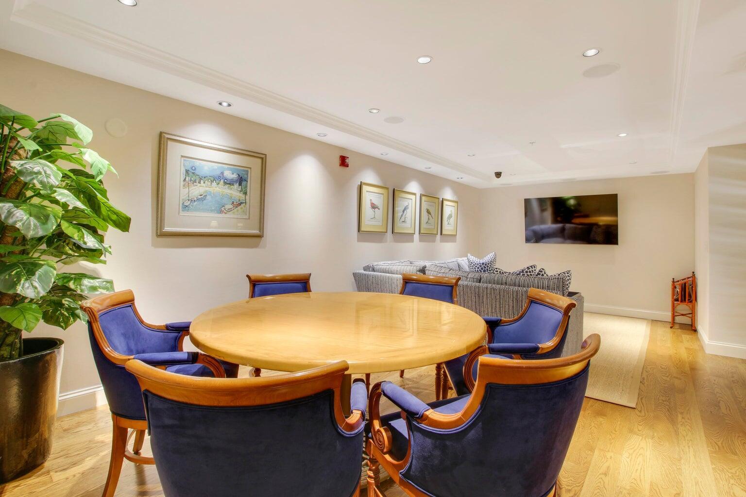 ONE CITY PLAZA CONDO - Residential Lease