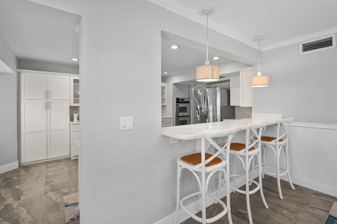 QUEEN'S COVE UNIT 1 - Residential