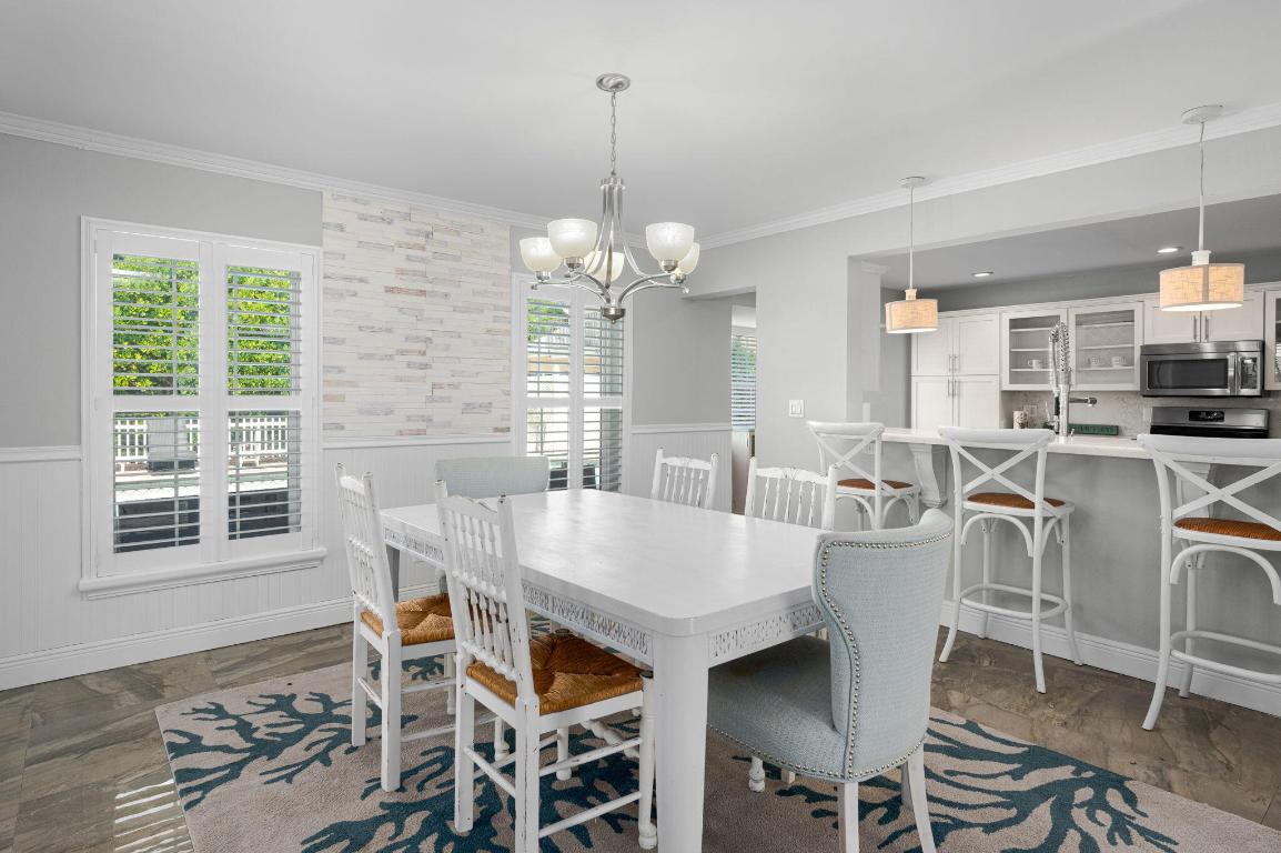 QUEEN'S COVE UNIT 1 - Residential