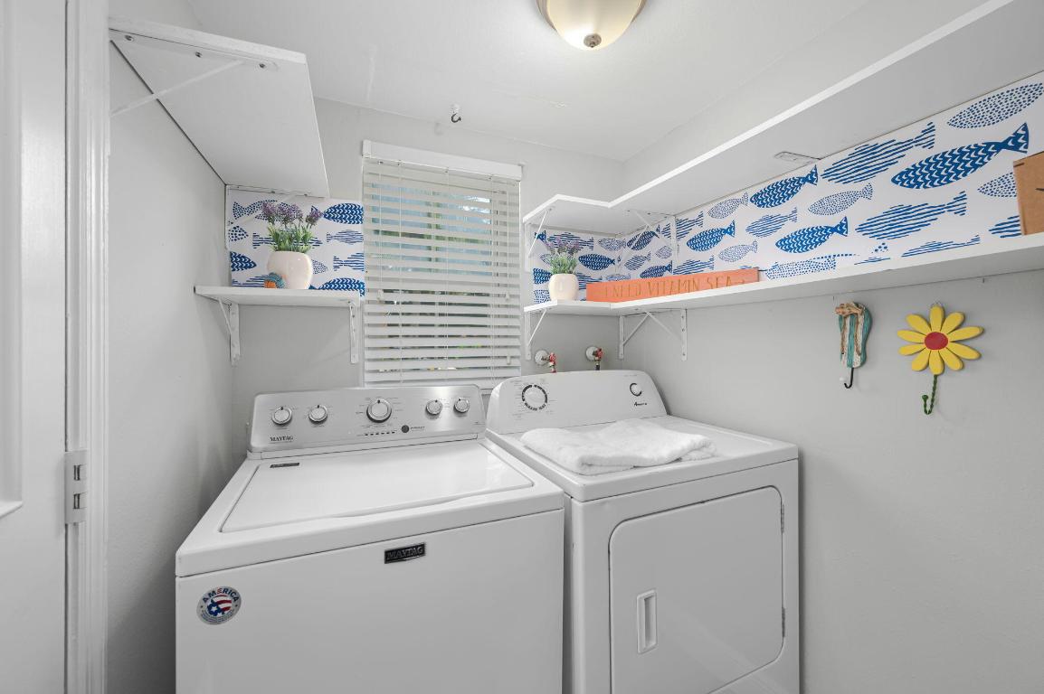 QUEEN'S COVE UNIT 1 - Residential