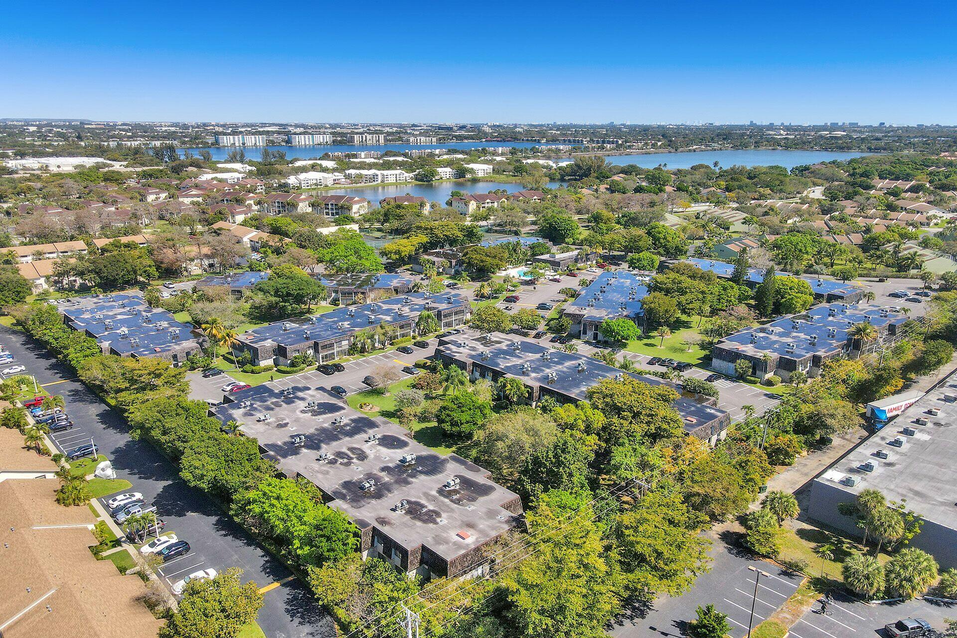 OAKLAND SHORES CONDOMINIUM 1 - Residential