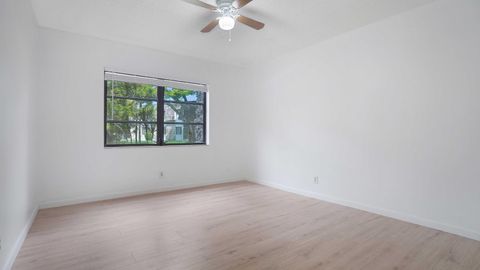 Tiny photo for 3105 Oakland Shores Drive #J106, Oakland Park, FL 33309 (MLS # B26022916)