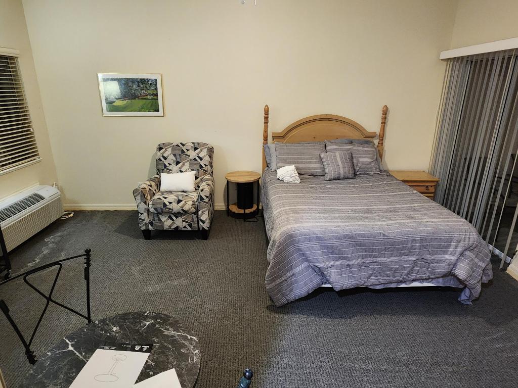 GOLF VILLAS II CONDOMINIUM - Residential Lease