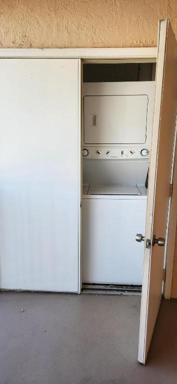 GOLF VILLAS II CONDOMINIUM - Residential Lease